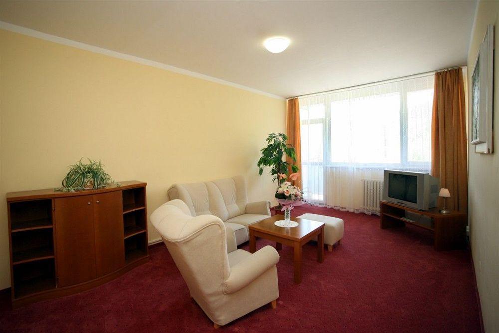 Hotel Behounek Jáchymov Zewnętrze zdjęcie